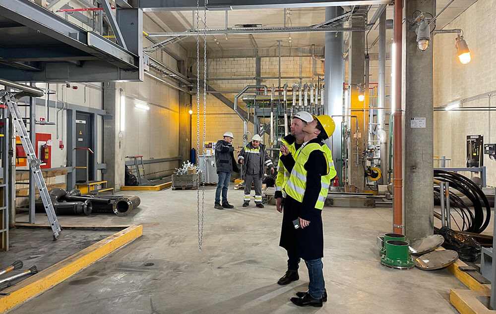 Engineering teams from Climeon and Termolink inspecting ORC installation area inside the plant